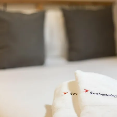 Flh Bairro Alto Low Cost Rooftop * Lisbona